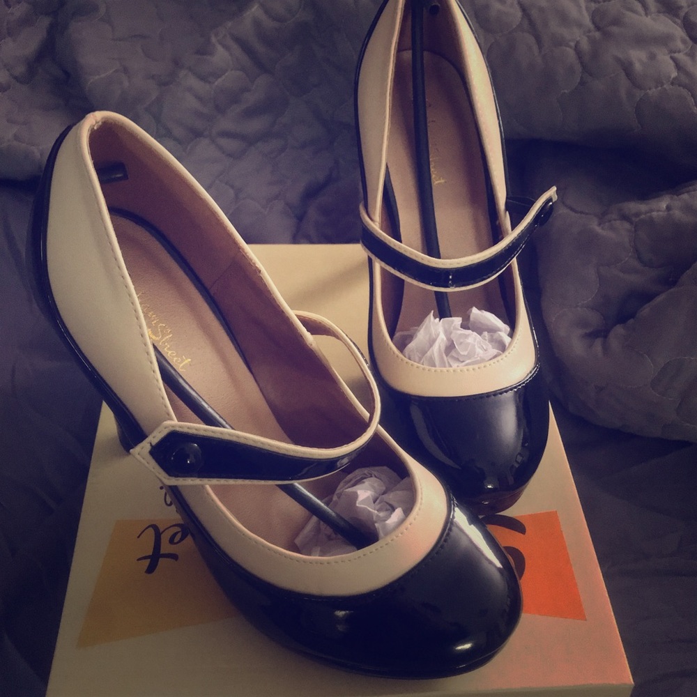 Graham Street Shoe Co. Heels